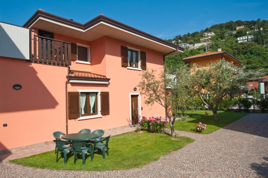 Апартаменти Casa Martinelli Torbole Sul Garda Екстер'єр фото